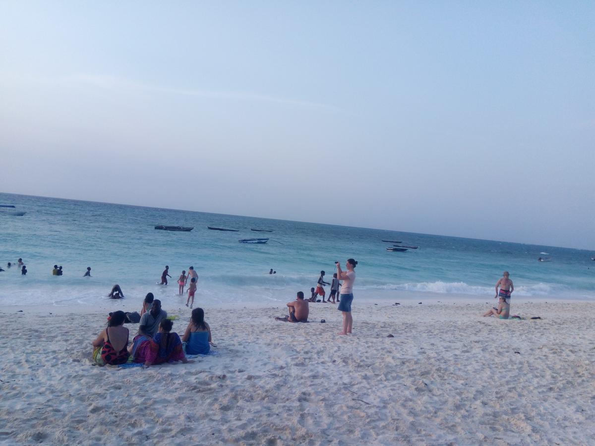 Asiya Beach Bungalow Nungwi Kültér fotó