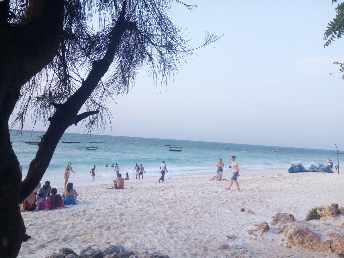Asiya Beach Bungalow Nungwi Kültér fotó